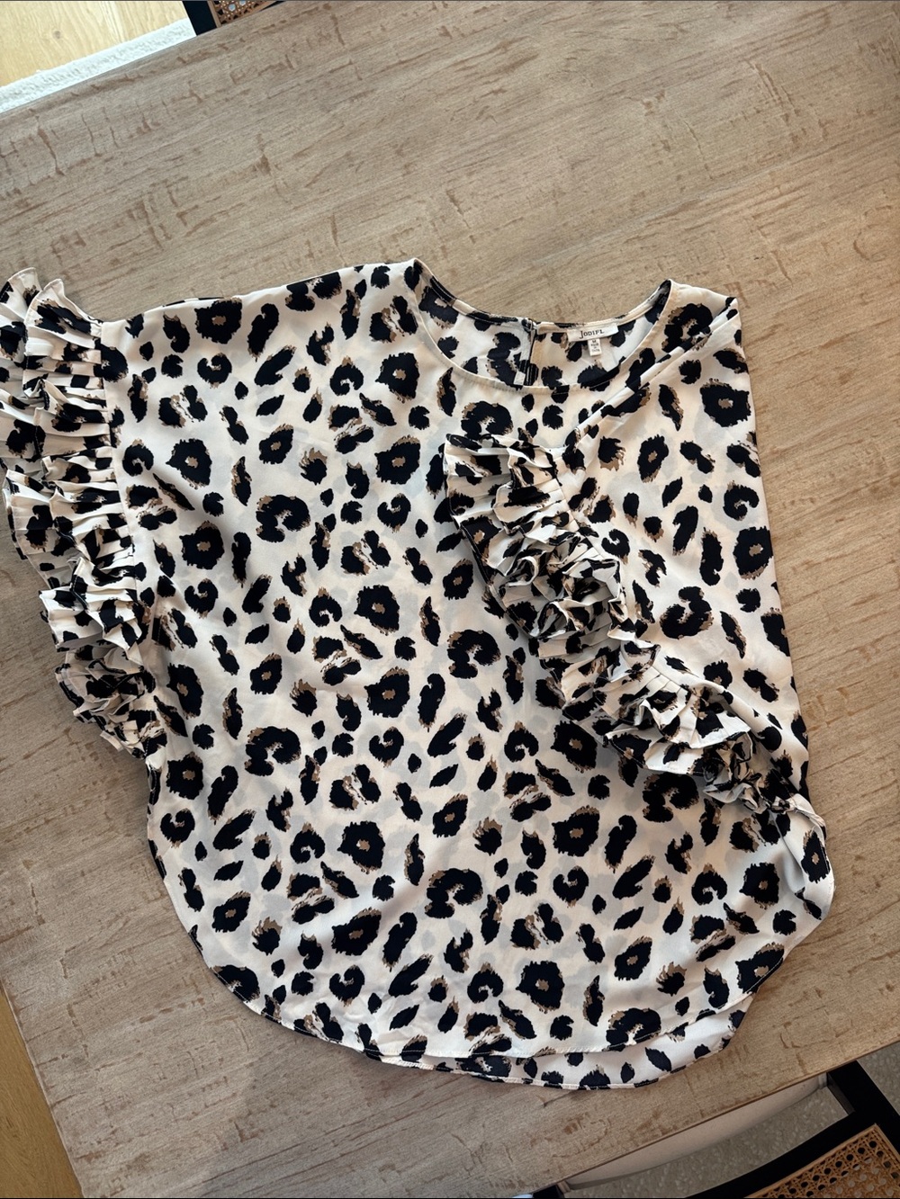 JODIFL Leopard Ruffle Sleeve Blouse - Cream & Black